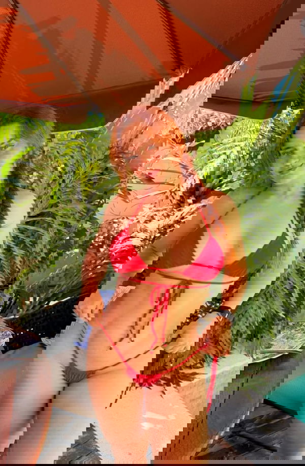 ChristinaHayesos, 22 years old from United States