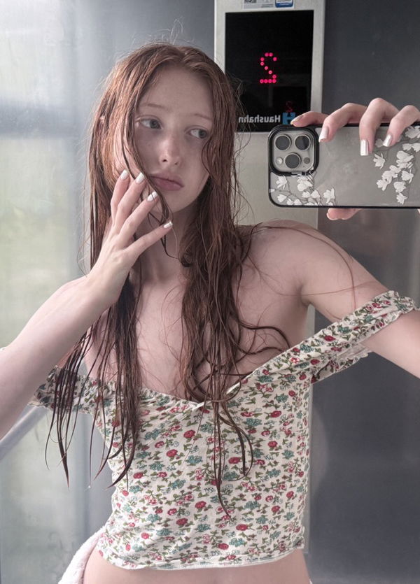 Polly_1715, 18 years old from United States