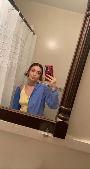 shshnsnanaygsg's Profile Photo