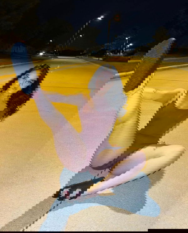 xeloda5041, 21 years old from Belgium