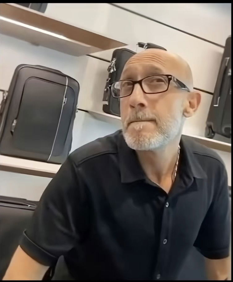 bobertsheepdagoat's Cover Photo