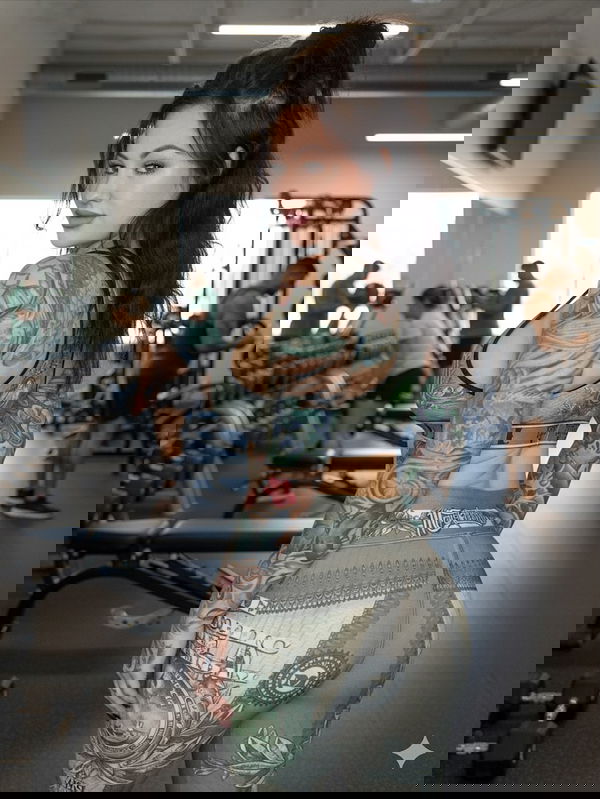 bigjenny, 25 years old from Canada