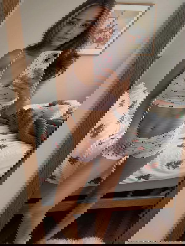 hevifep757, 19 years old from United Kingdom