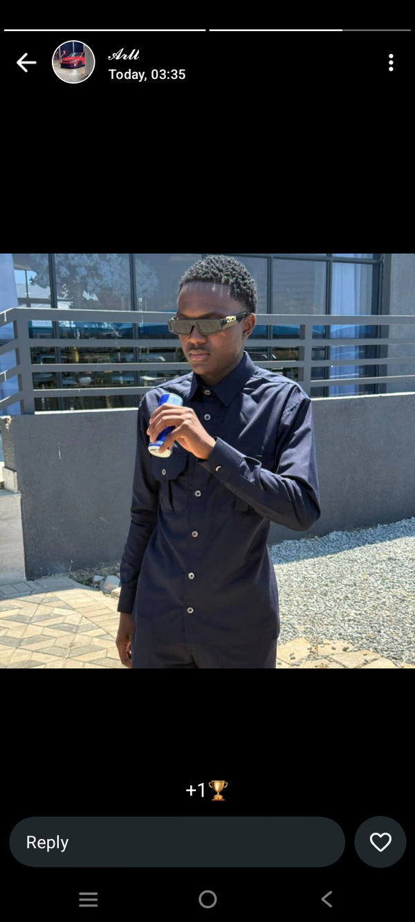 ludo, 20 years old from Zimbabwe