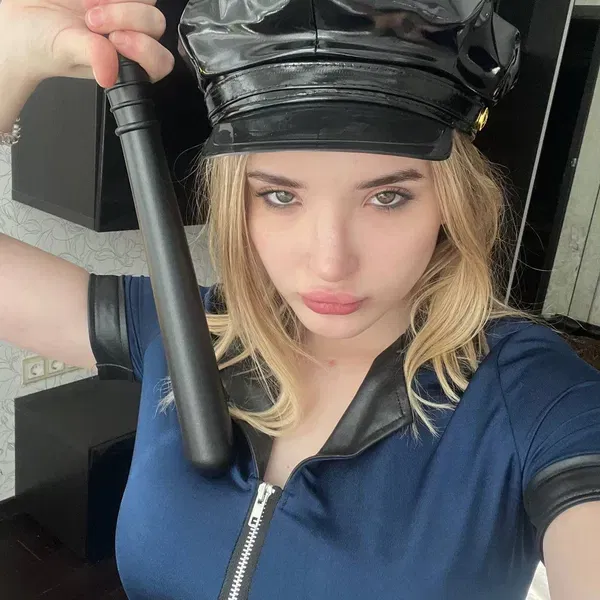 lihalo2521, 25 years old from United Kingdom