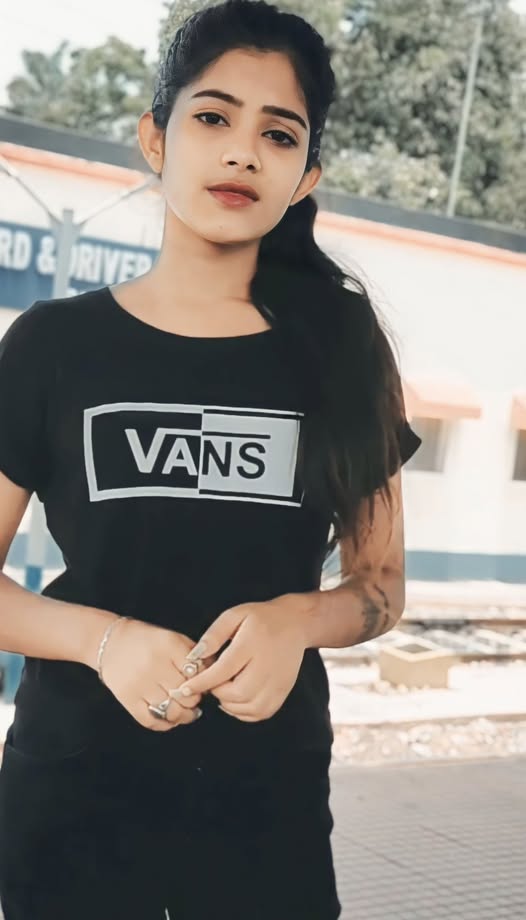 necowe1074's Cover Photo