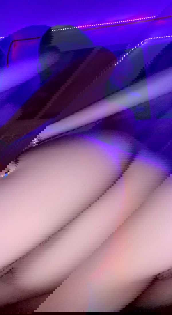 cherryx287, 21 years old from United States