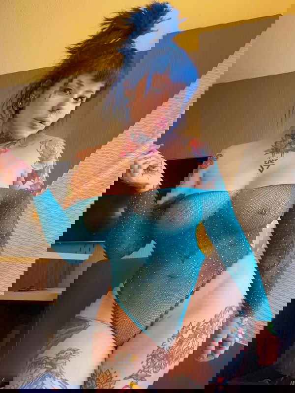 pakof32722, 25 years old from Canada