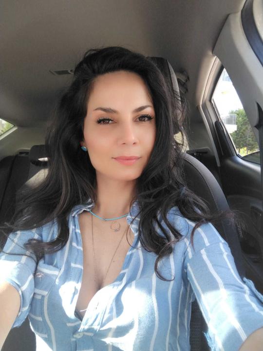 pykezapy, 24 years old from United States