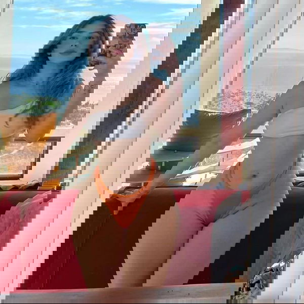 tifaxoy302, 21 years old from United Kingdom