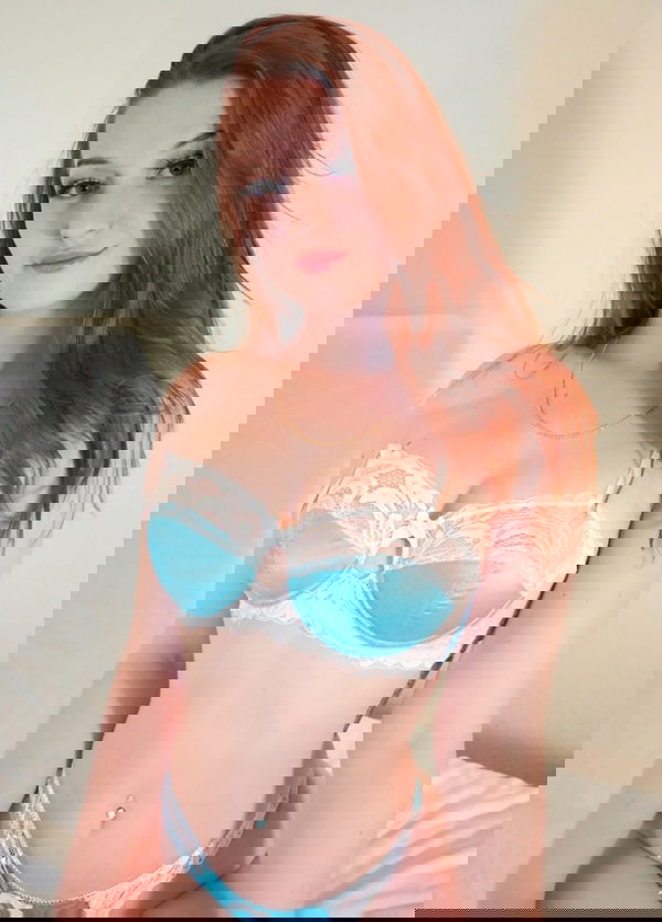 Miaking5654, 25 years old from United States