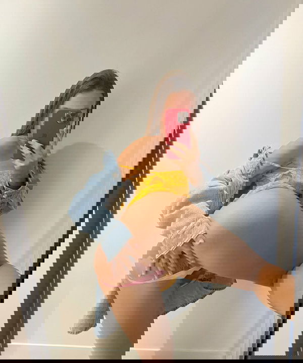 uvdvdu, 19 years old from United States