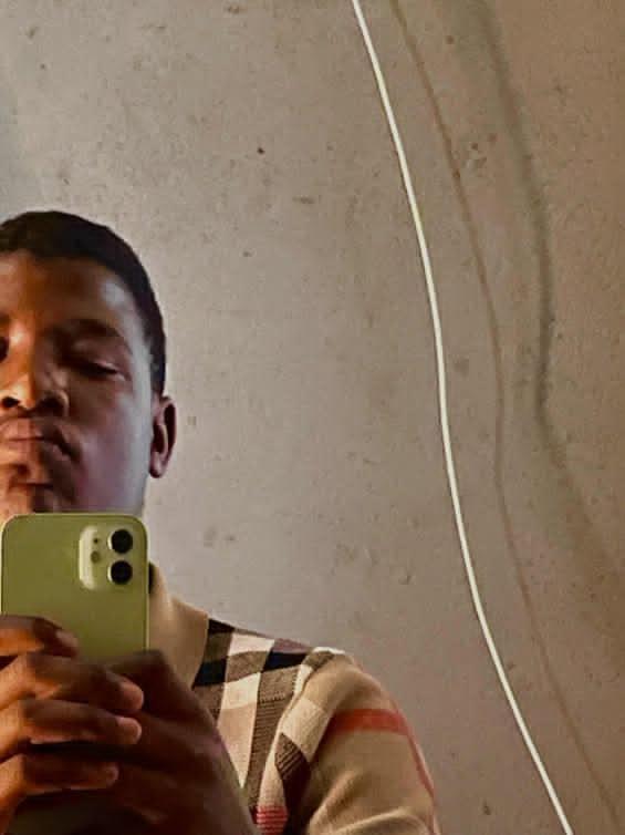 Michael_26, 23 years old from Zimbabwe