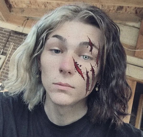 JustEdd, 22 years old from United States