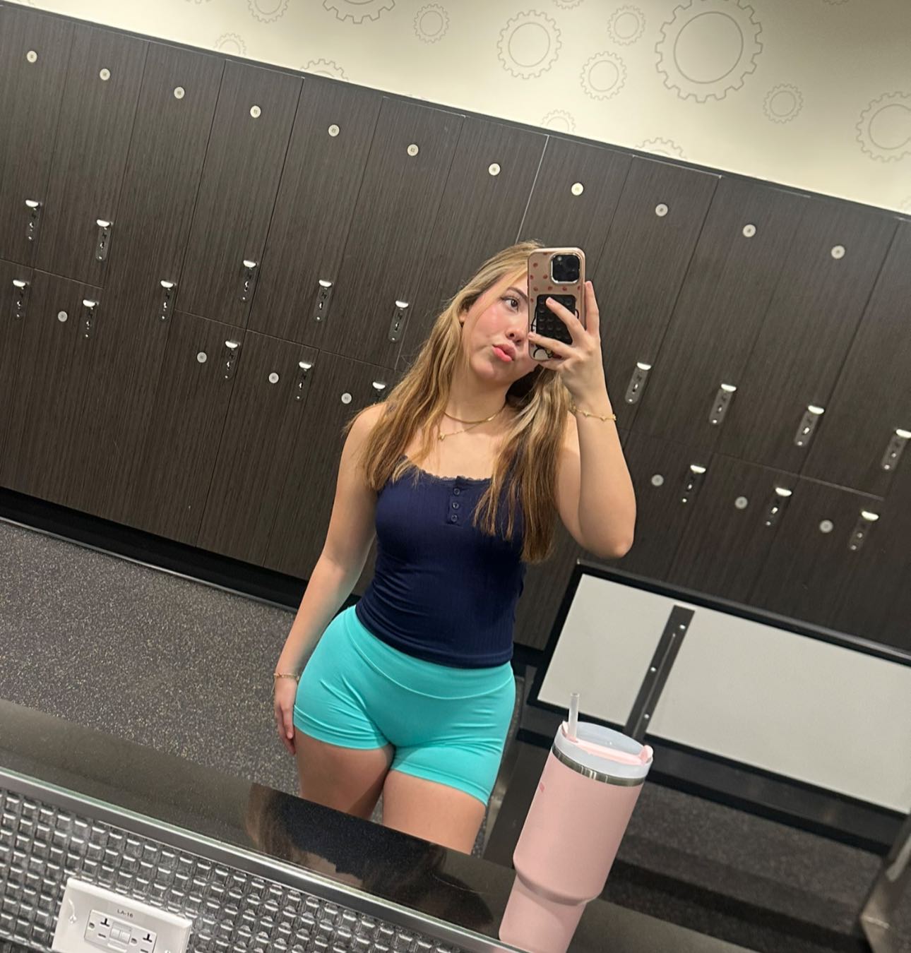 kedirek500's Cover Photo