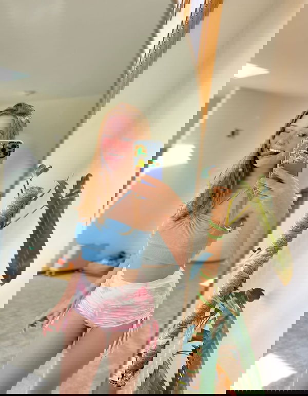 Madison069, 21 years old from Australia