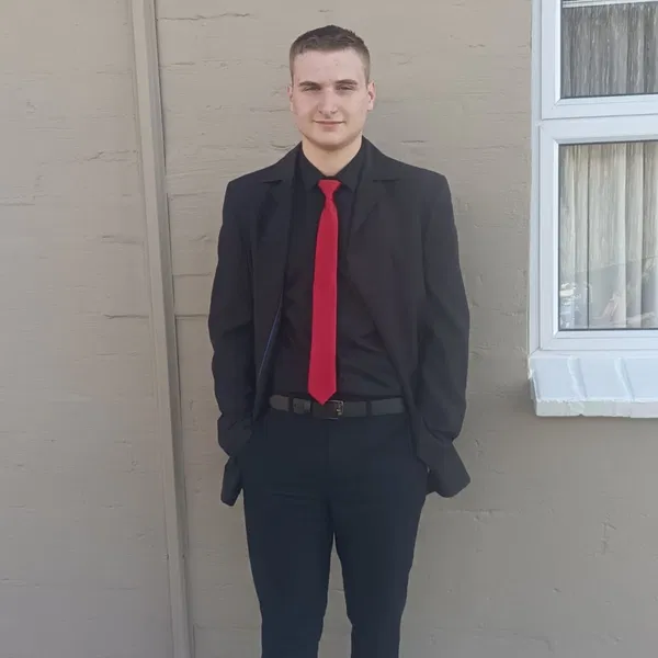 yuby931, 18 years old from South Africa