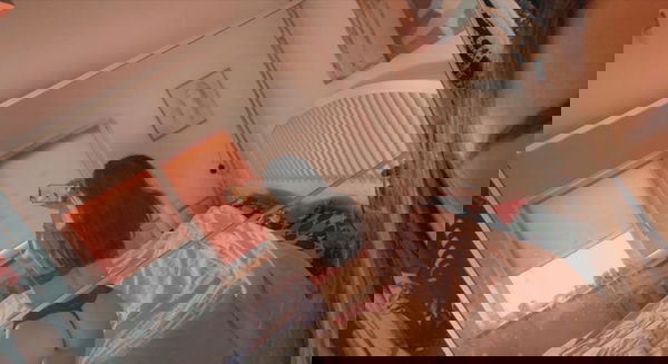 t69737015, 21 years old from United States