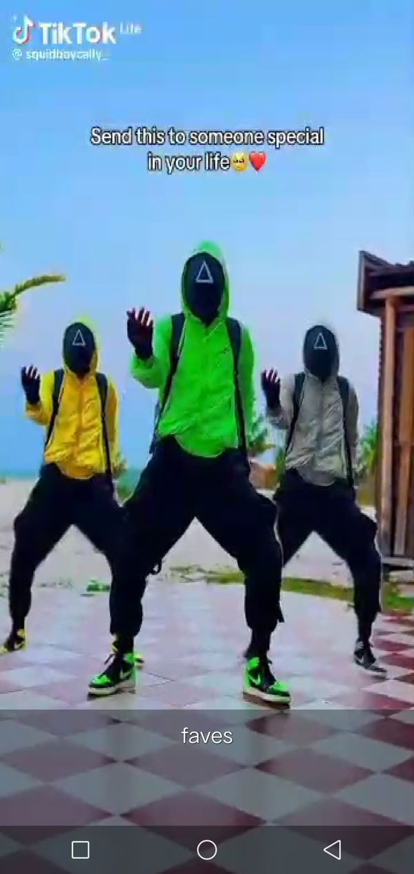 Jonj55, 25 years old from Uganda