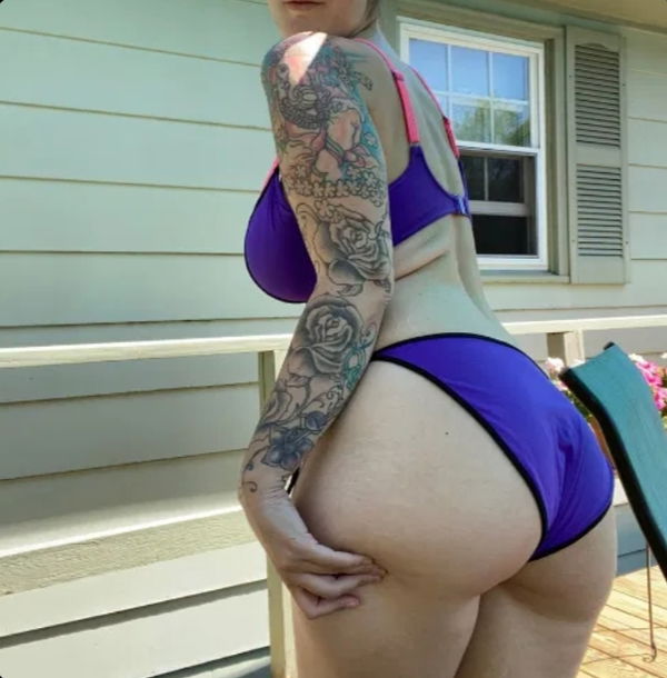 xhsgtdu, 23 years old from United States