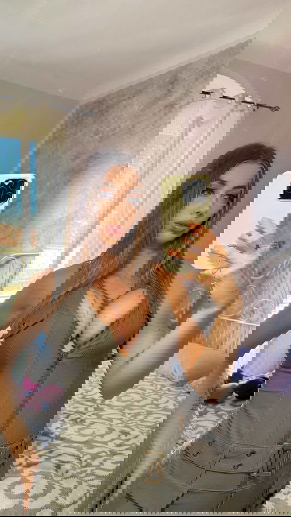 Lizzy7973, 26 years old from United States