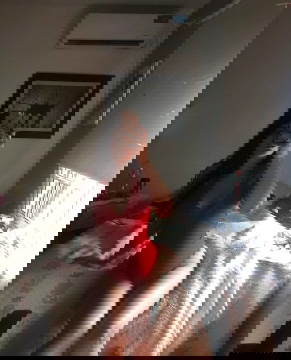 vuwazala, 25 years old from United States