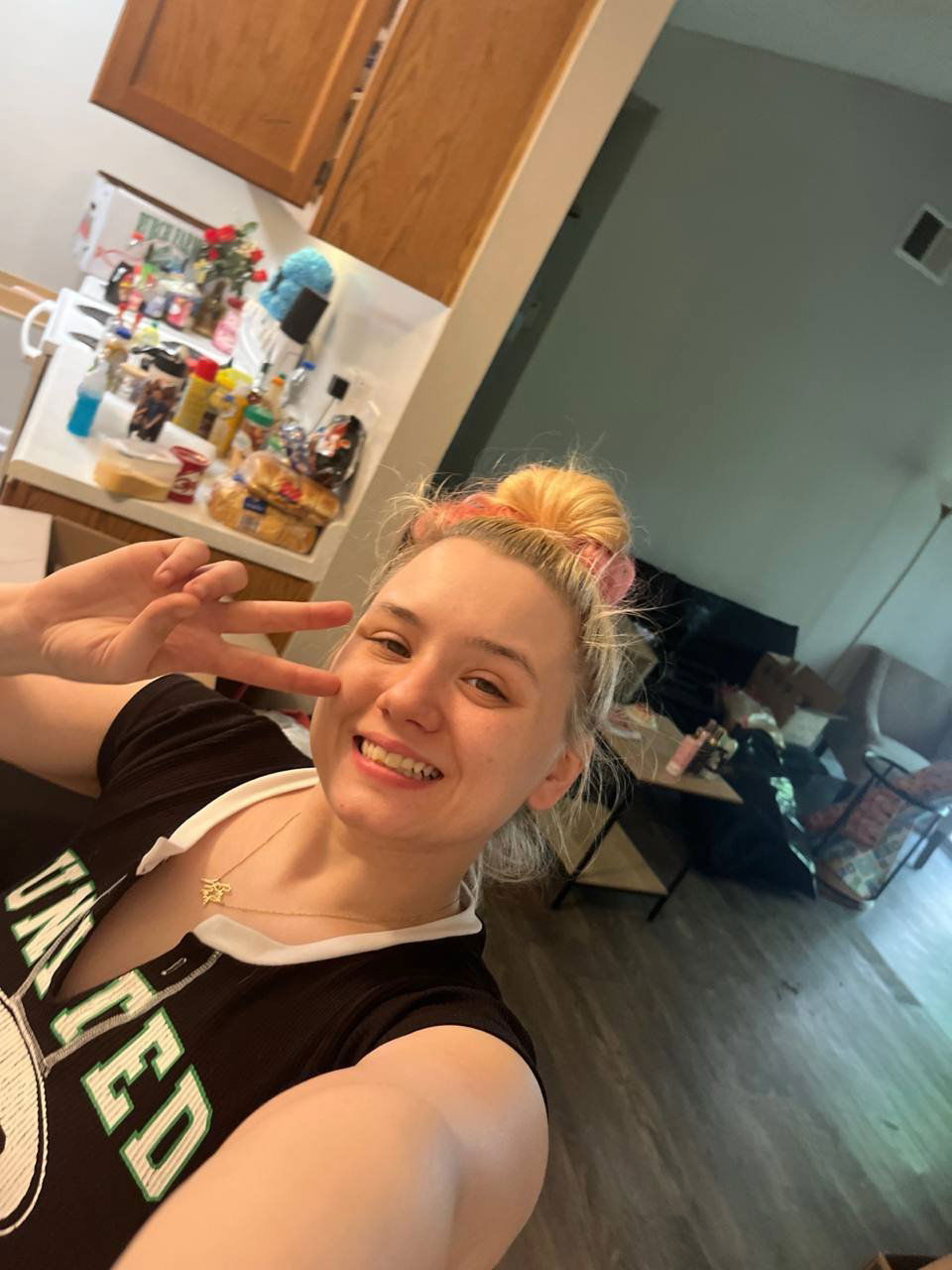 Ava627q's Cover Photo