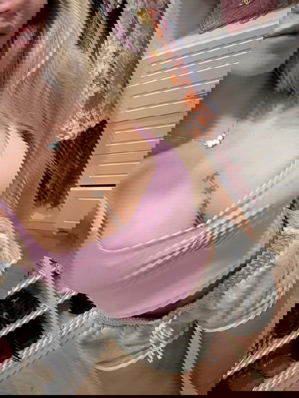 ellag3465, 35 years old from United States