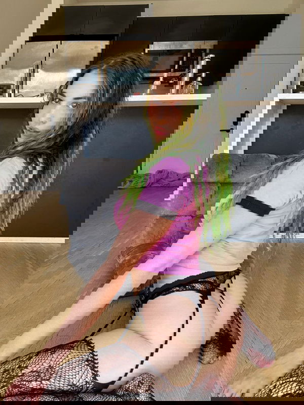 ukuuc, 19 years old from United States