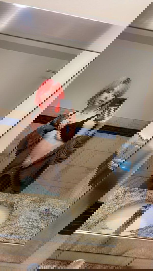 Kitty123, 21 years old from United States