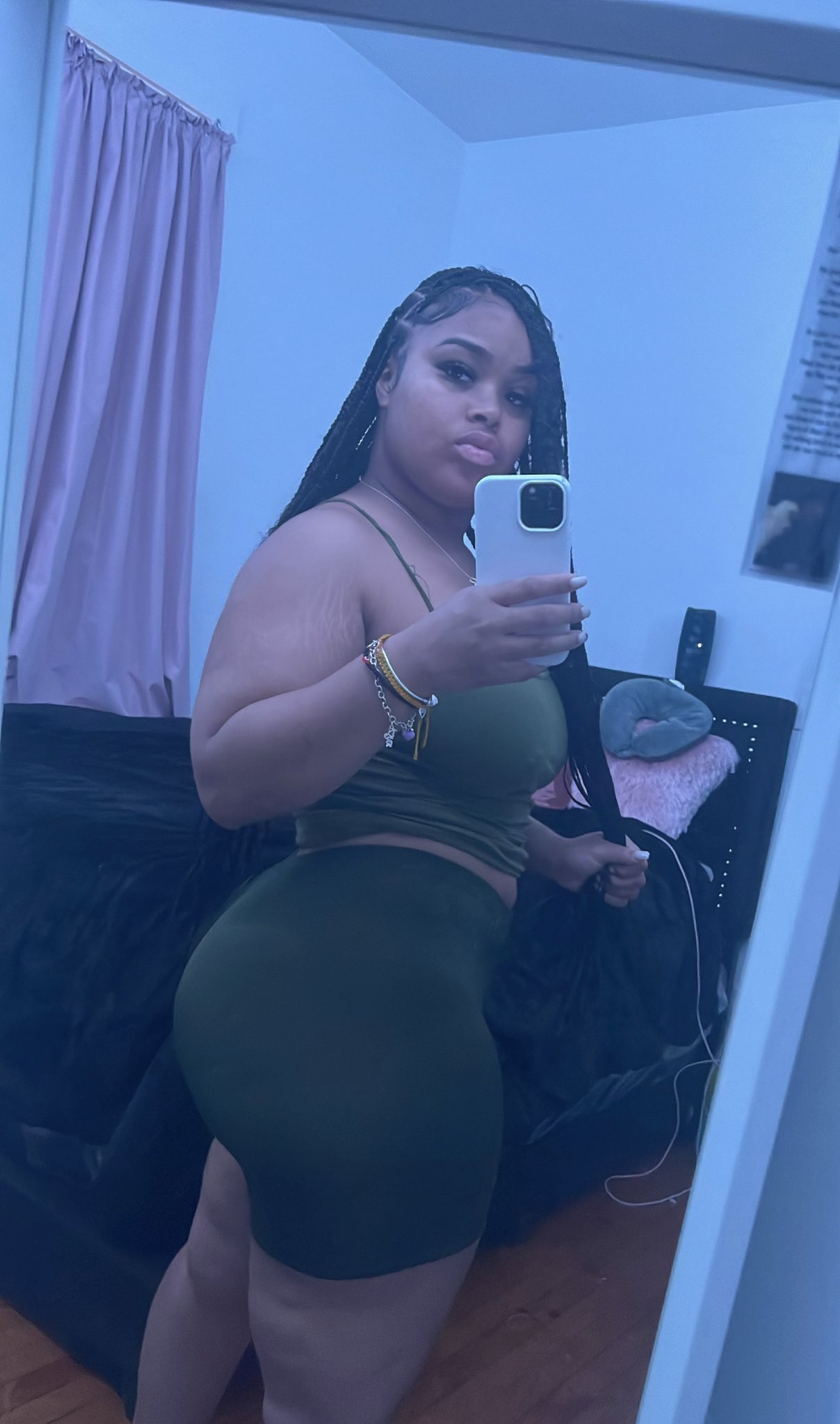 nepimol502's Cover Photo