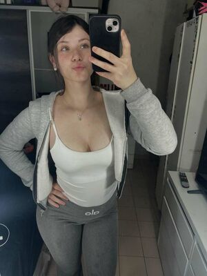 tiyowib807, 24 years old from United Kingdom