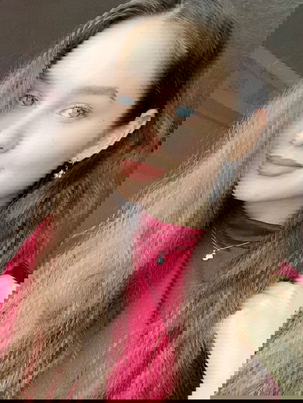 Adriana421, 21 years old from Germany