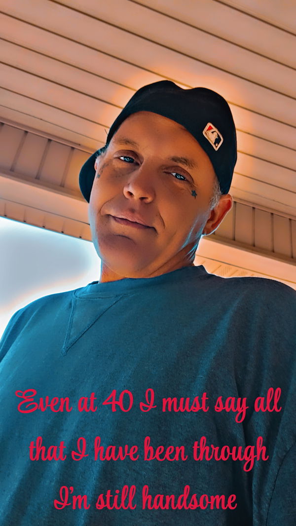 Goodlicka25, 40 years old from United States