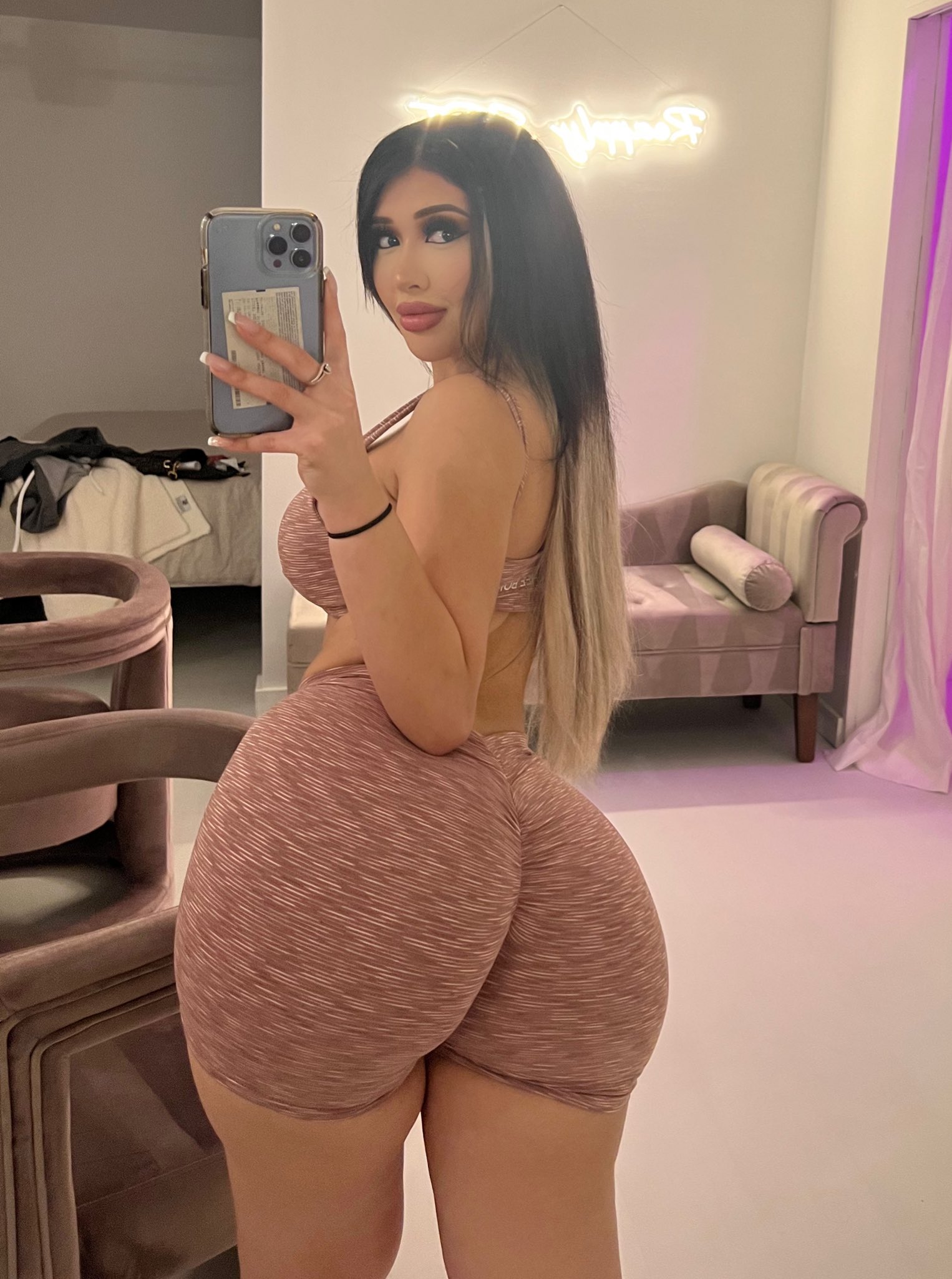 Stellar1004's Cover Photo