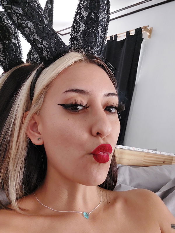 fafar69749, 19 years old from Australia