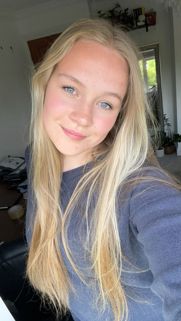 Maliyah748978's Cover Photo