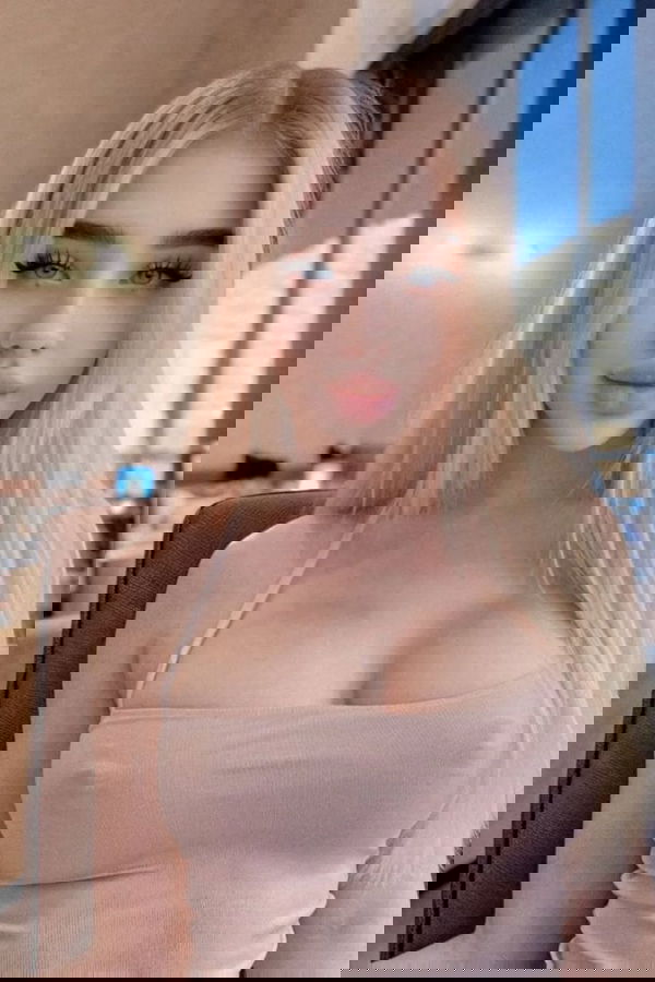 lilyshine, 24 years old from Germany