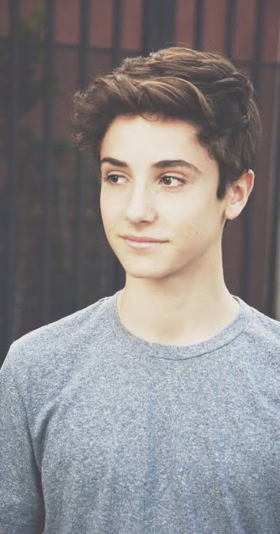 slin131517, 18 years old from United States