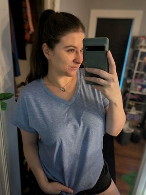 bivenec299, 24 years old from Canada