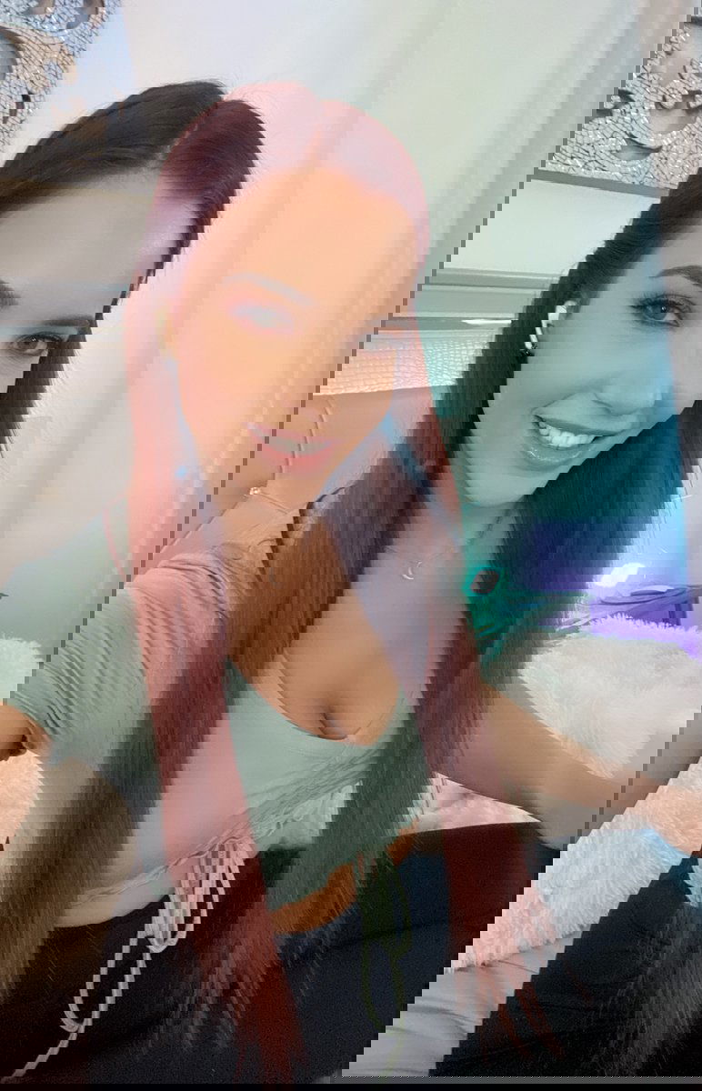 robbyhelen2's Cover Photo