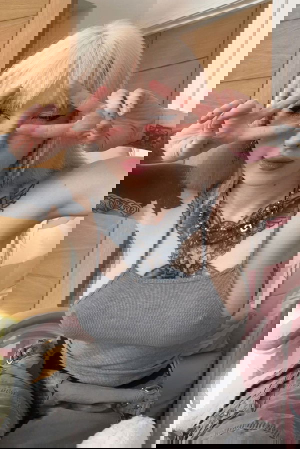 babay527282, 22 years old from United States