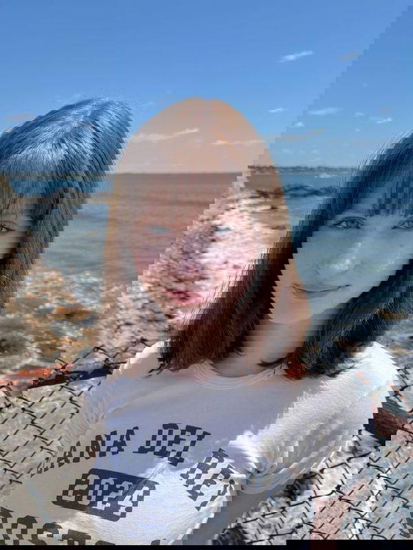 Kiana7885, 20 years old from United Kingdom