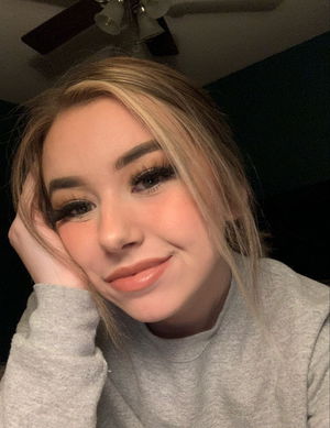 Anna74's Profile Photo