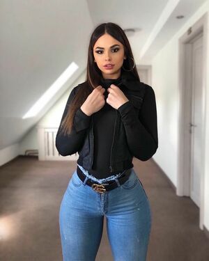 jahote7762, 22 years old from Canada