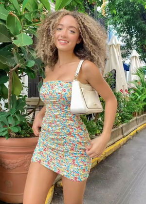 yohoh55727, 21 years old from Dominica