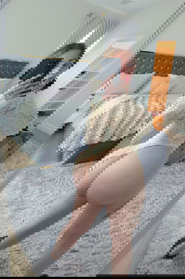 Assqueen7574, 25 years old from United States