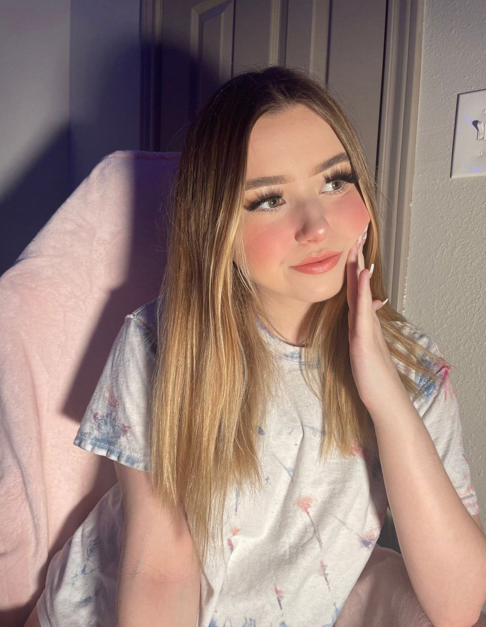 Carolyn_Becker5's Cover Photo