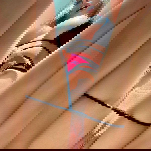 n_ob21-34, 21 years old from United Kingdom