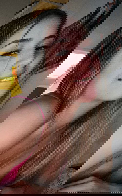 7w00m31zuu, 19 years old from United Kingdom